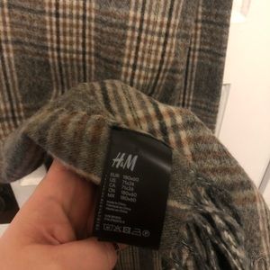 H&M scarf